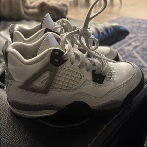 jordan retro (ps) grey white black size 11 c